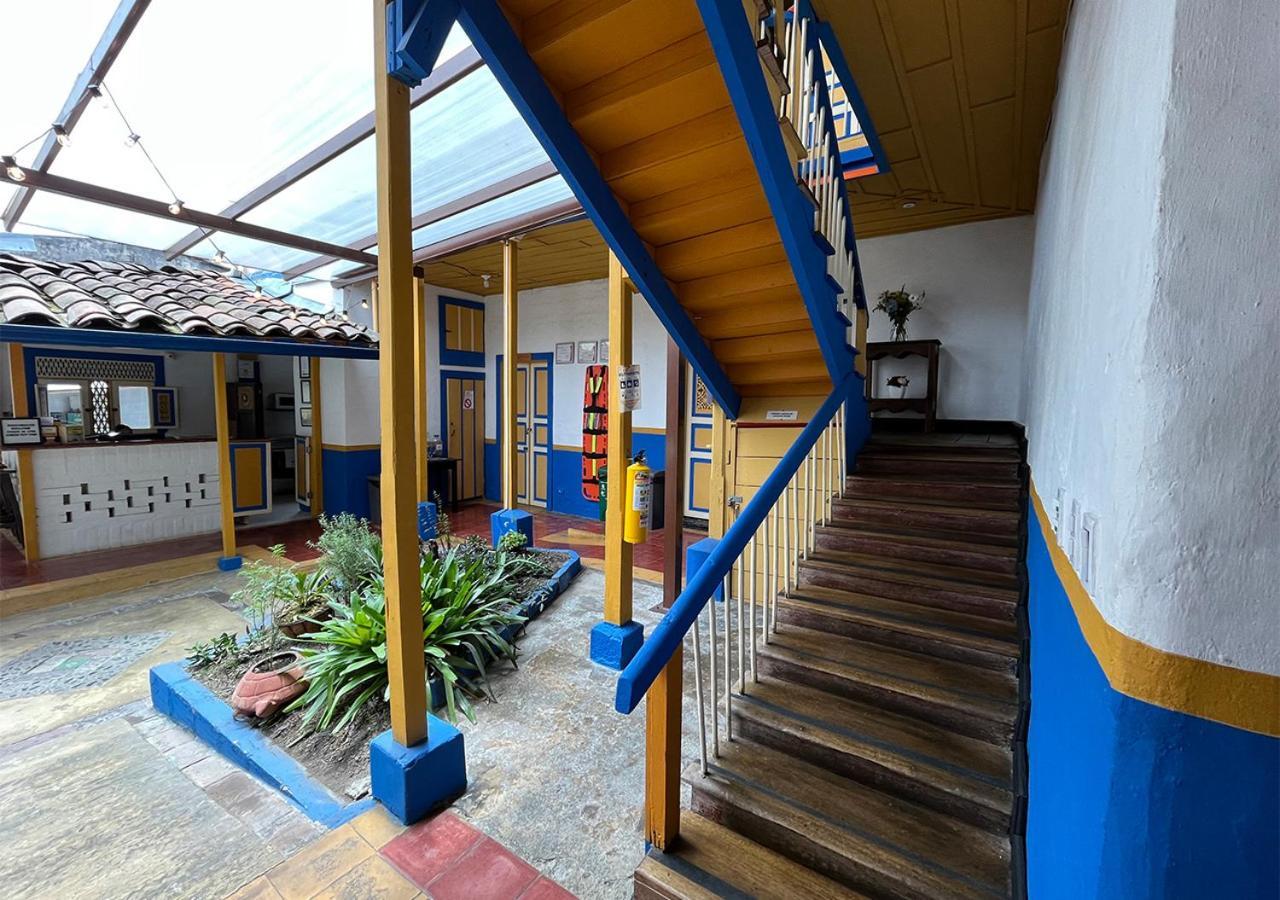 Hostal Ciudad De Segorbe Salento Exterior foto